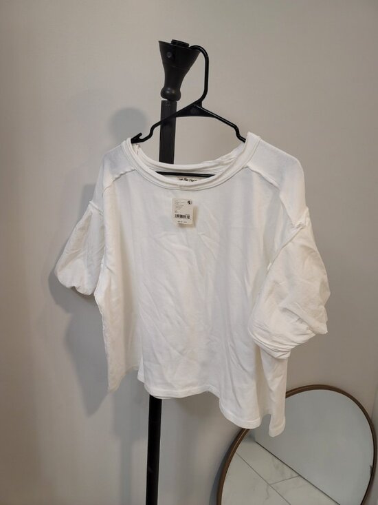 We The Free Tops - free people We The Free Next Level Tee sz Xs in clean ivory NWT